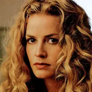 Elizabeth Shue / elisabthshue nude photo #0021