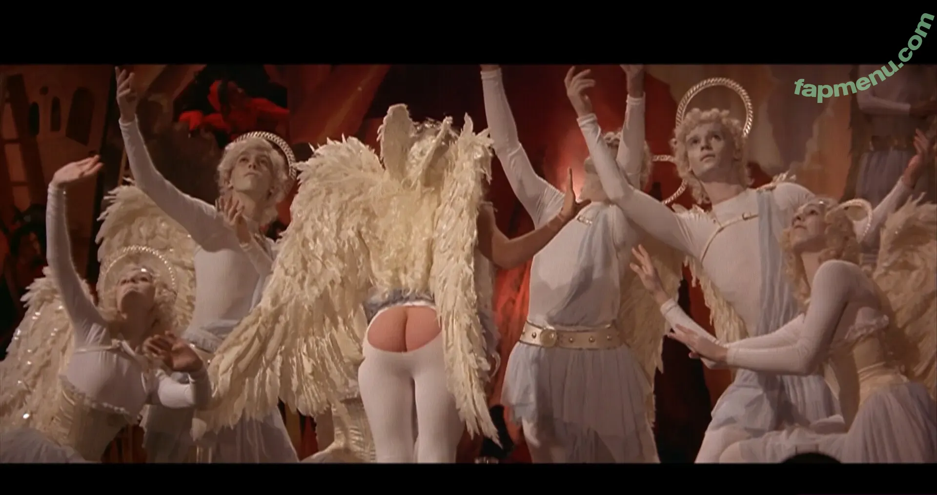 Elizabeth Shue nude photo #0022 (elisabthshue)