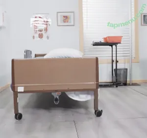 Elizabeth Skylar / elizabeth_skylar / liz_skylar / x_elizabeth_skylar_x nude photo #0314