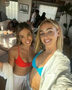 Elizabeth Turner / elizTurner92 / elizabethcturner nude photo #0248