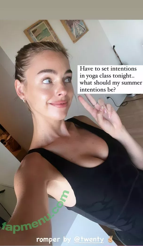 Elizabeth Turner nude photo #0221 (elizTurner92 / elizabethcturner)