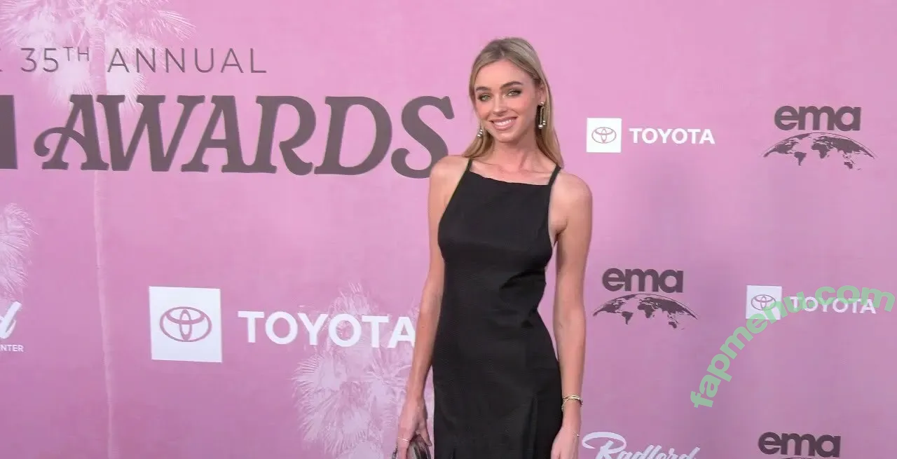 Elizabeth Turner nude photo #0689 (elizTurner92 / elizabethcturner)