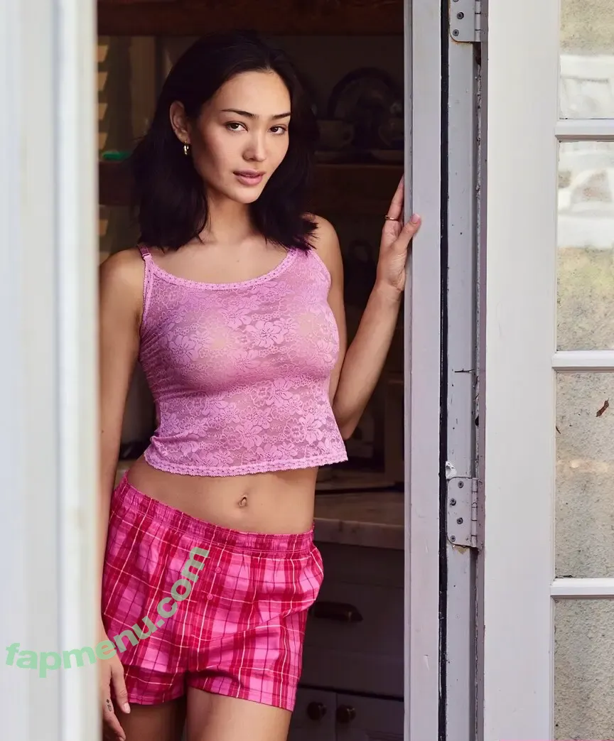 Elizabeth Wood nude photo #0060 (elizabethwood.3 / xmmekatt)
