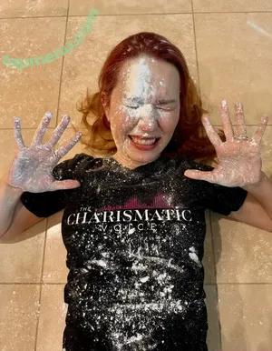 Elizabeth Zharoff / thecharismaticvoice nude photo #0106