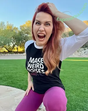 Elizabeth Zharoff / thecharismaticvoice nude photo #0108