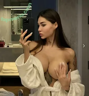  nude photo #0001