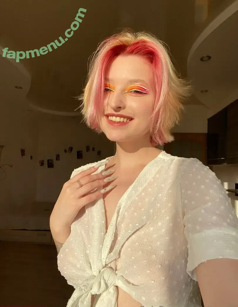 elizagill nude photo #0019 (elizasnarrative)