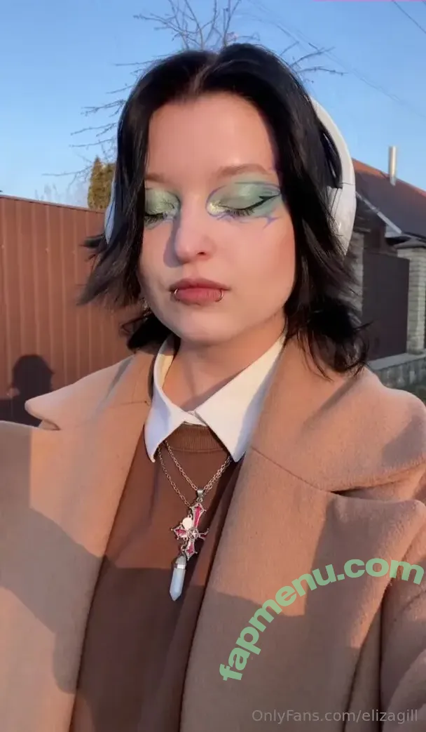 elizagill nude photo #0024 (elizasnarrative)