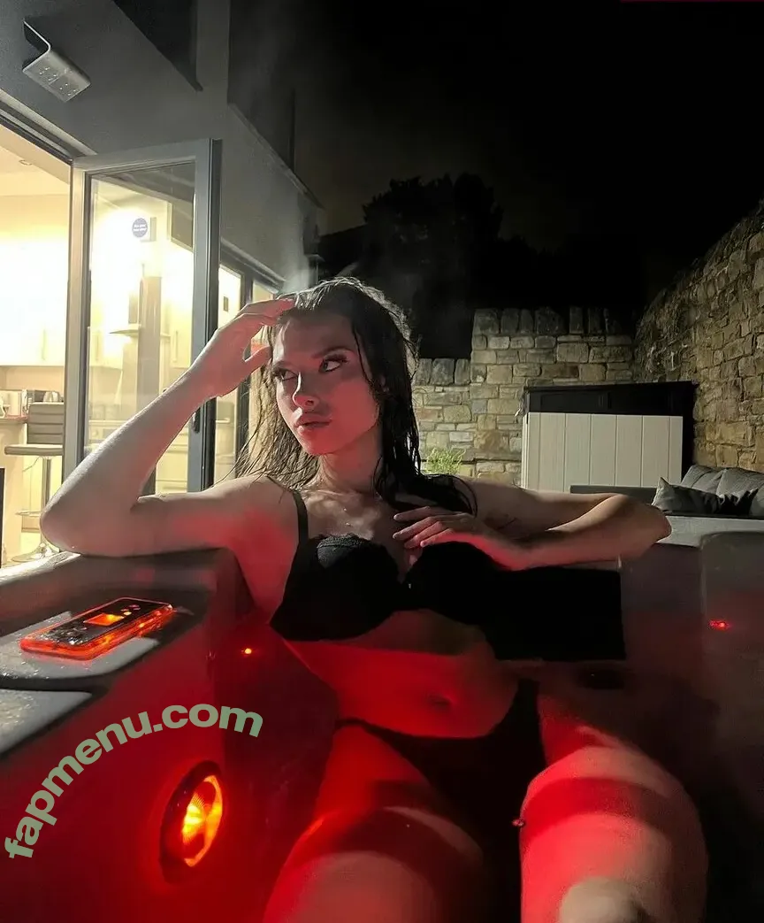 elizajanerowe nude photo #0001 (Eliza Rose)
