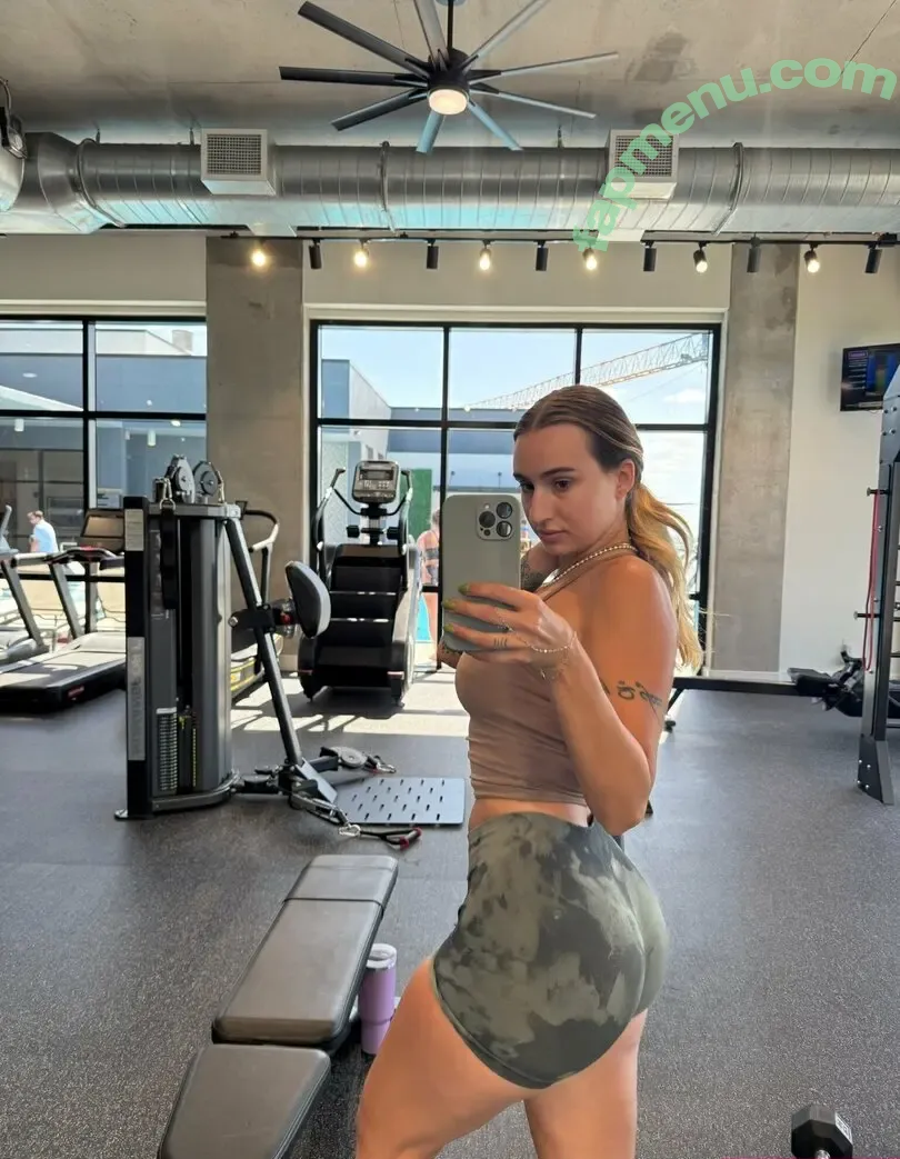 elizawilddd nude photo #0003 (elizawildd)