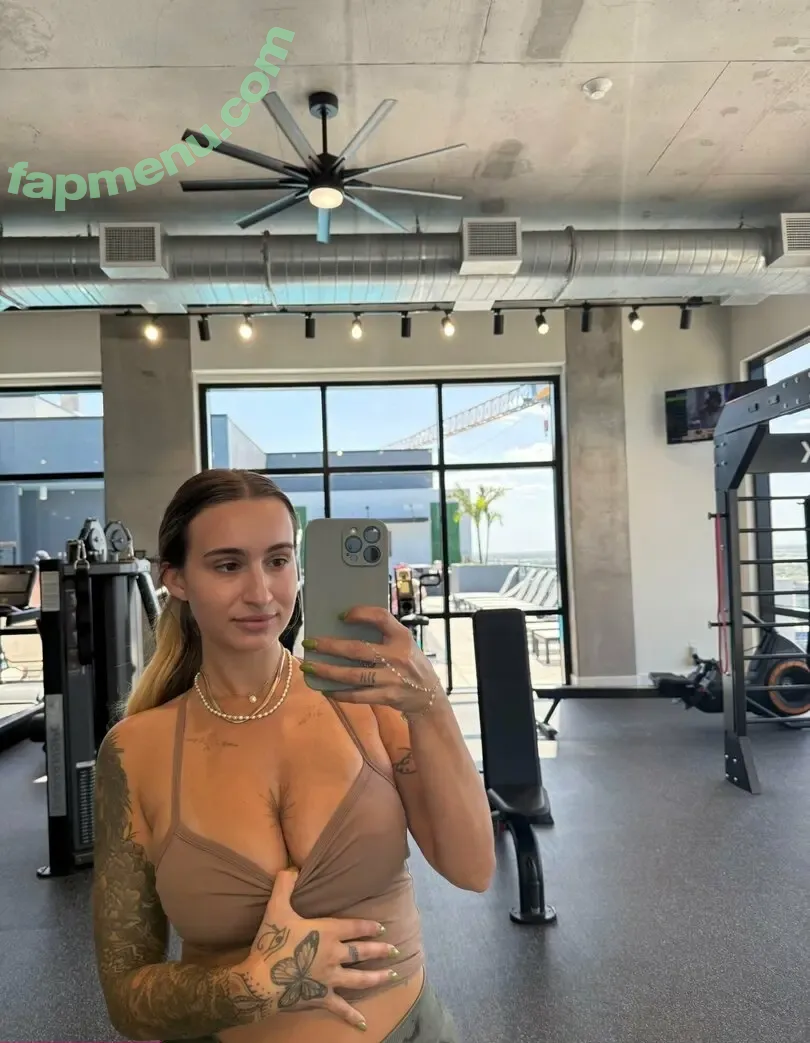elizawilddd nude photo #0004 (elizawildd)