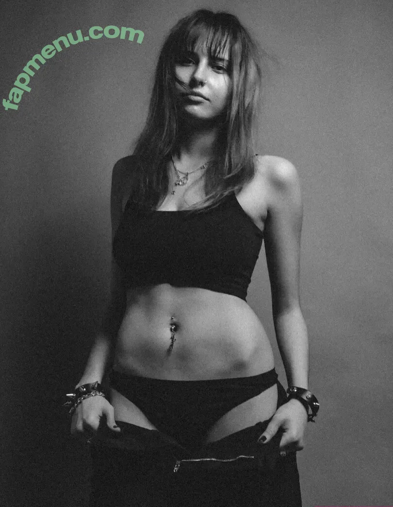 elizxaq nude photo #0031 (elizxaq)