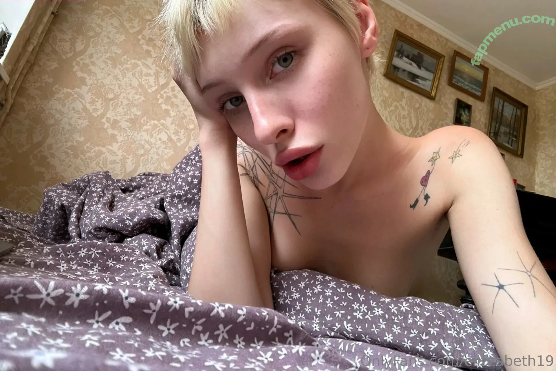 elizzabeth19 nude photo #0018 (Elizabeth / yunging19)