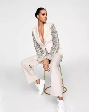 Ella Balinska / ellabalinska nude photo #0026