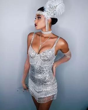 Ella Balinska / ellabalinska nude photo #0035