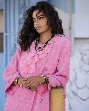 Ella Balinska / ellabalinska nude photo #0058