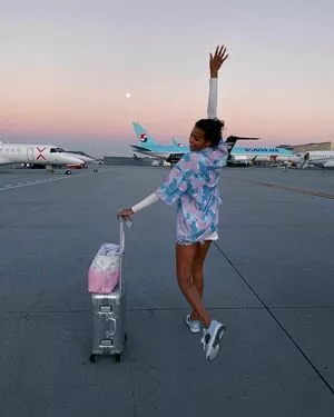 Ella Balinska / ellabalinska nude photo #0072