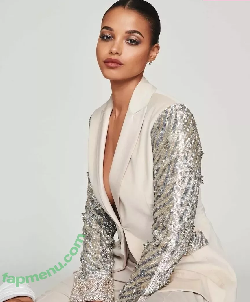 Ella Balinska nude photo #0025 (ellabalinska)