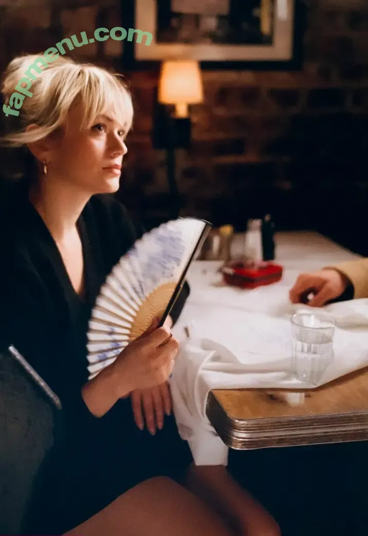 Ella Ballentine nude photo #0068 (ellaballentine)