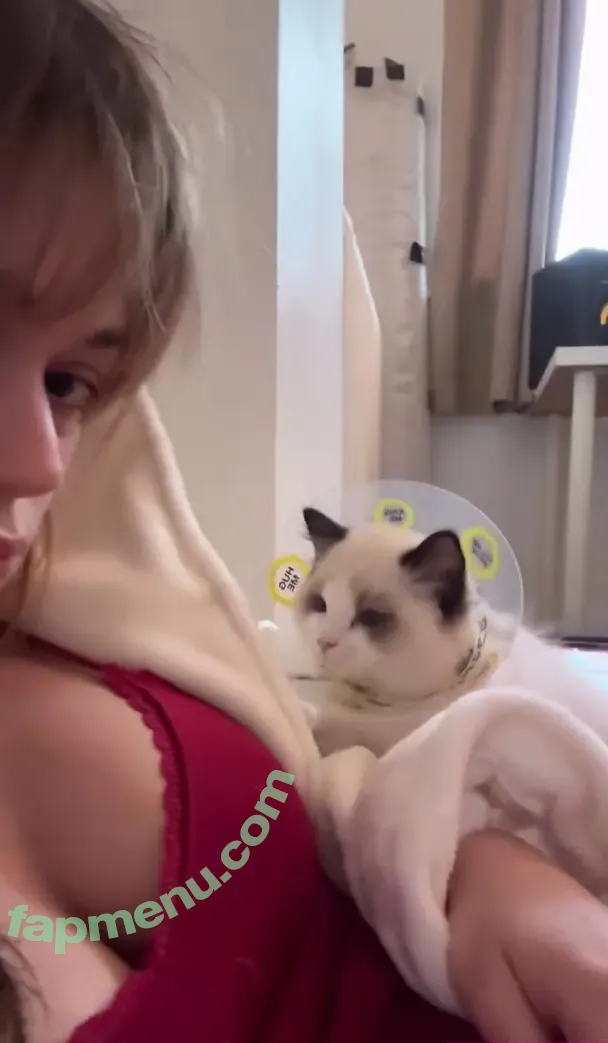 Ella Ballentine nude photo #0093 (ellaballentine)