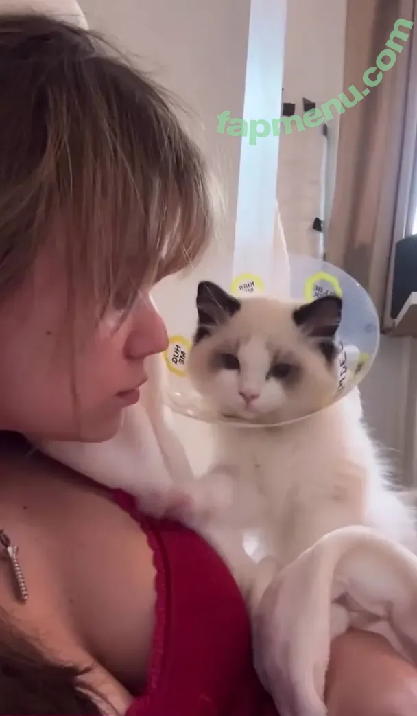 Ella Ballentine nude photo #0094 (ellaballentine)