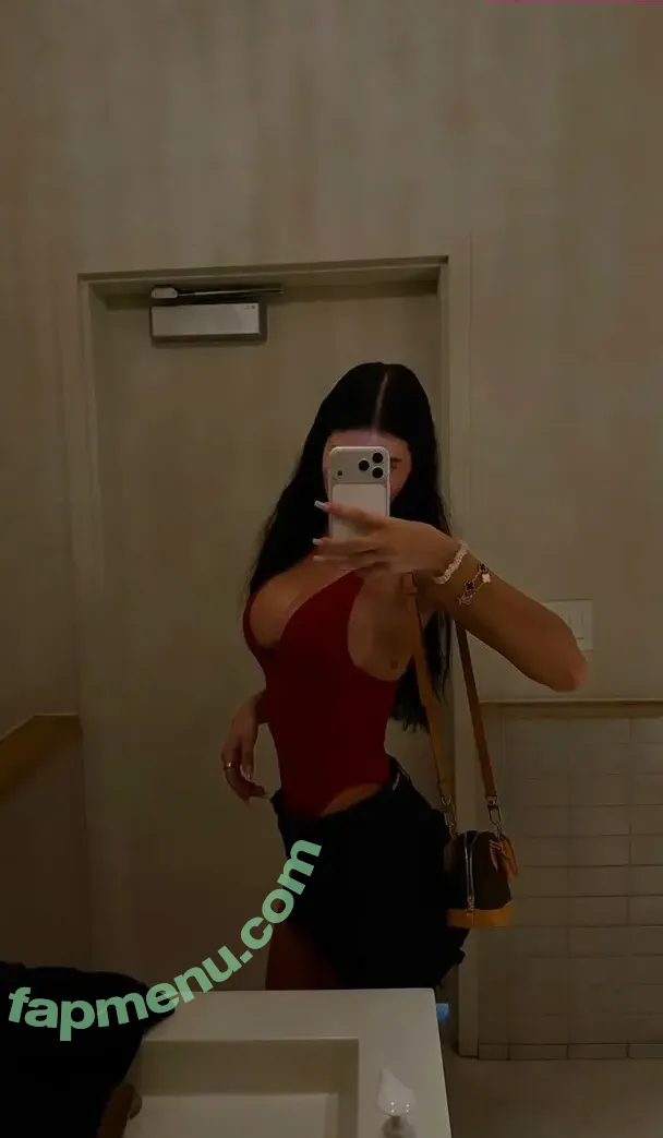 Ella Bleu nude photo #0053 (athenaamuse / athenaamuse Discussion Thread / ella.bleu / ellaableuu)