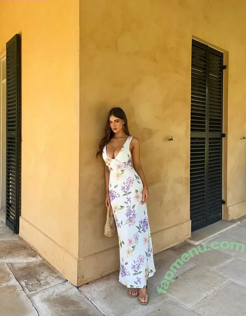 Ella Cervetto nude photo #1963 (ellacervetto)