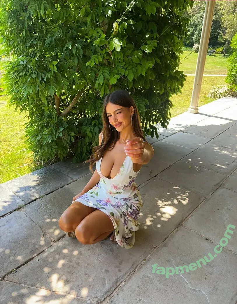 Ella Cervetto nude photo #1966 (ellacervetto)