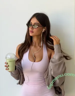 Ella Cervetto / ellacervetto nude photo #2000