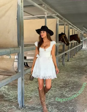 Ella Cervetto / ellacervetto nude photo #2101