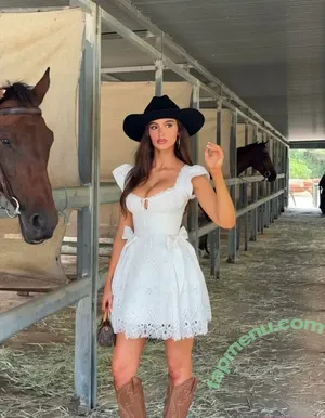 Ella Cervetto / ellacervetto nude photo #2107