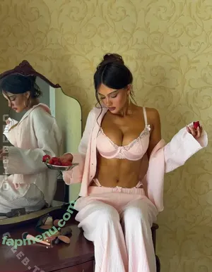 Ella Cervetto / ellacervetto nude photo #2217