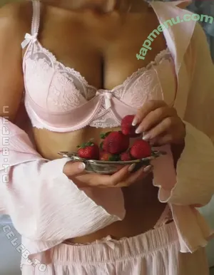 Ella Cervetto / ellacervetto nude photo #2219