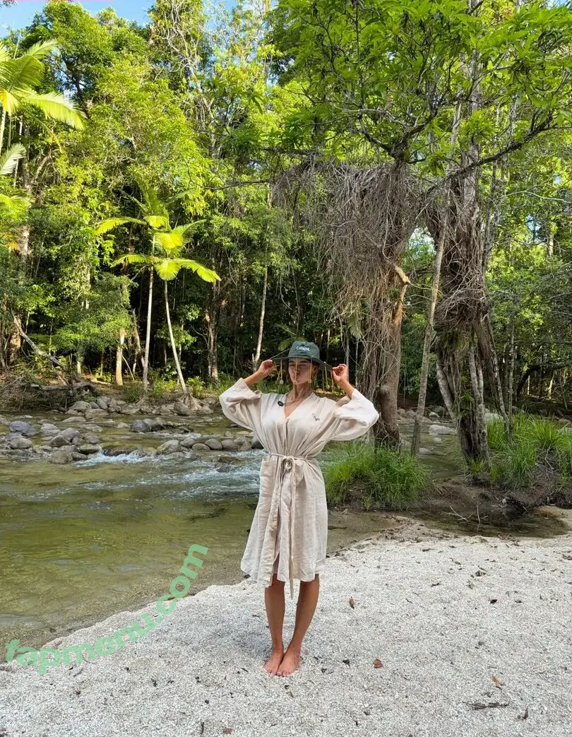 Ella Cervetto nude photo #2106 (ellacervetto)