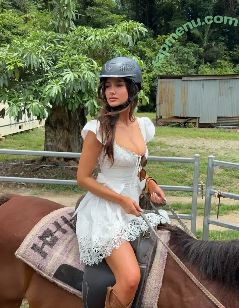 Ella Cervetto nude photo #2108 (ellacervetto)