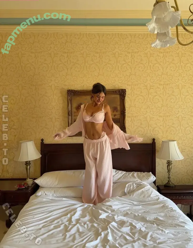 Ella Cervetto nude photo #2230 (ellacervetto)