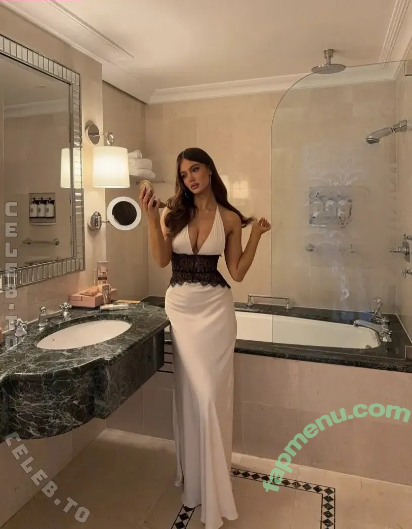 Ella Cervetto nude photo #2293 (ellacervetto)