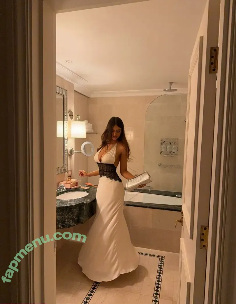 Ella Cervetto nude photo #2302 (ellacervetto)