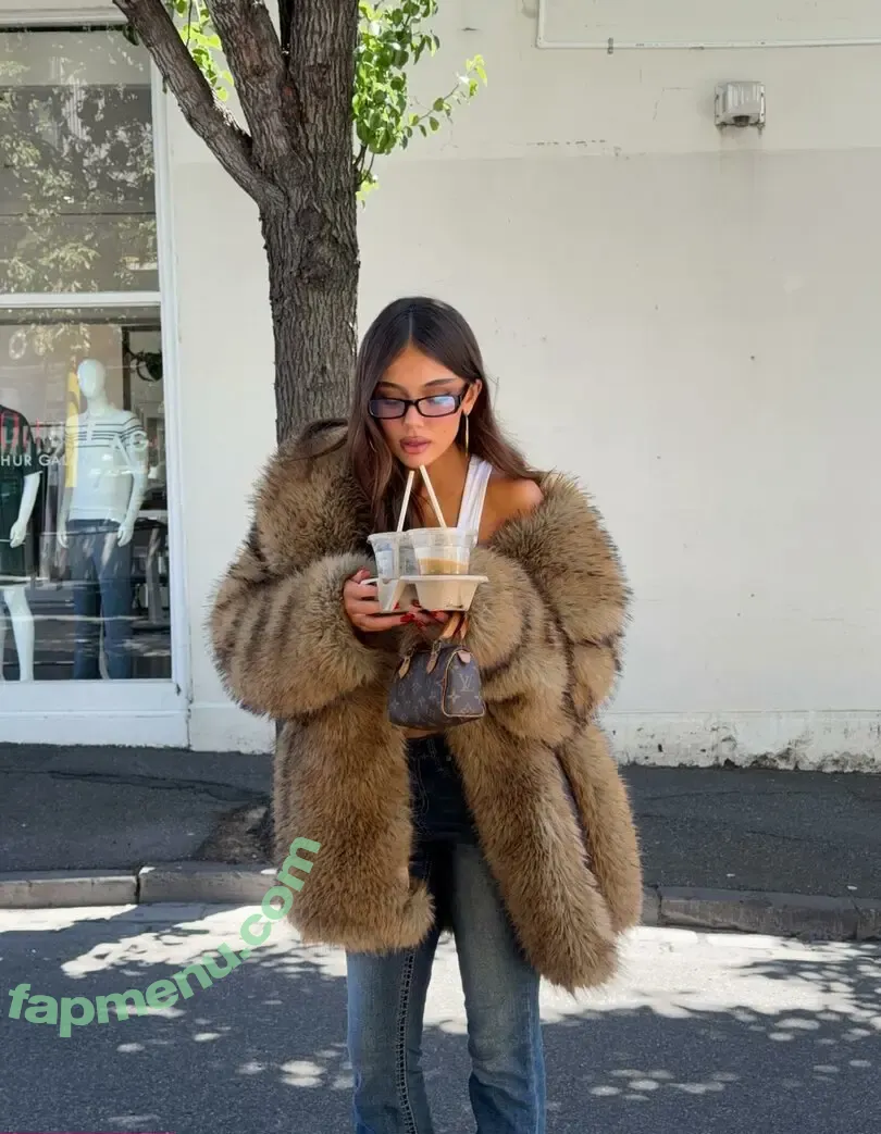 Ella Cervetto nude photo #2308 (ellacervetto)