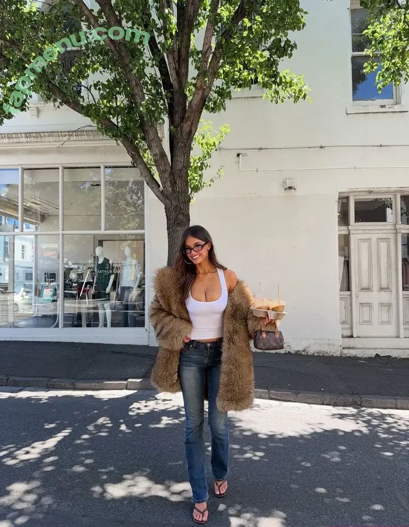 Ella Cervetto nude photo #2311 (ellacervetto)