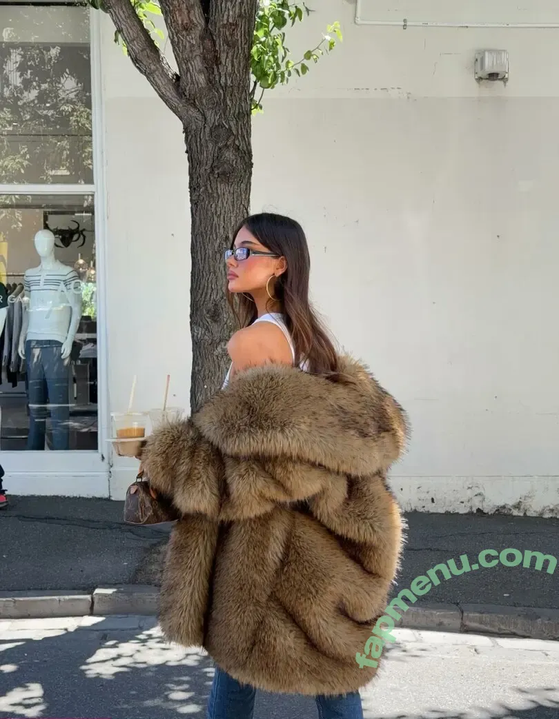 Ella Cervetto nude photo #2318 (ellacervetto)