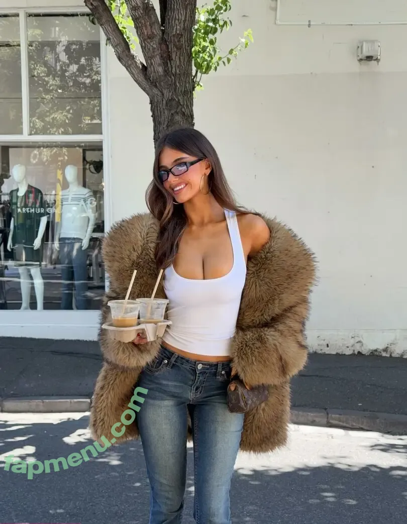 Ella Cervetto nude photo #2320 (ellacervetto)