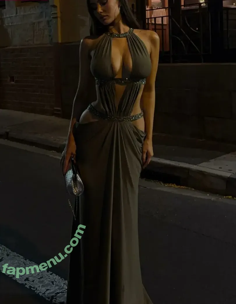 Ella Cervetto nude photo #2401 (ellacervetto)