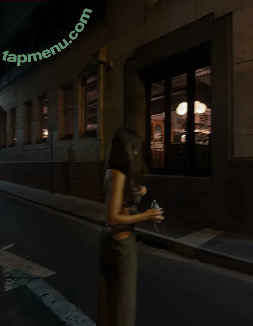 Ella Cervetto nude photo #2405 (ellacervetto)