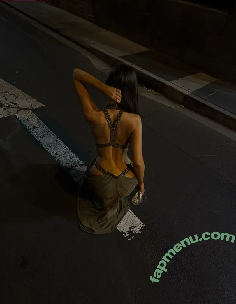 Ella Cervetto nude photo #2407 (ellacervetto)