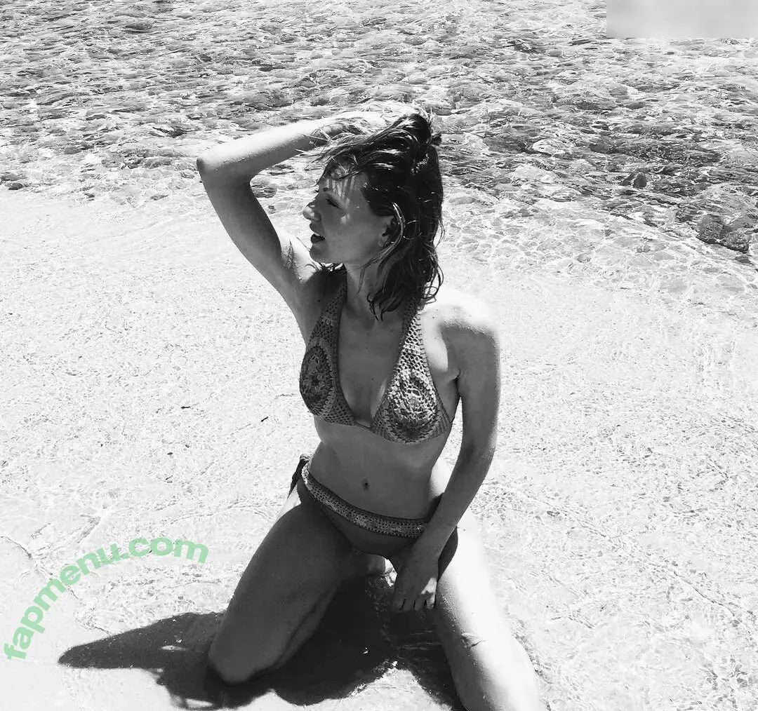 Ella Endlich nude photo #0001 (ella.endlich.official)