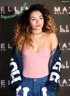 Ella Eyre / ellaeyre nude photo #0278