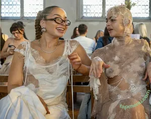 Ella Eyre / ellaeyre nude photo #0302