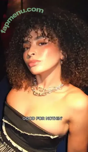 Ella Eyre / ellaeyre nude photo #0315
