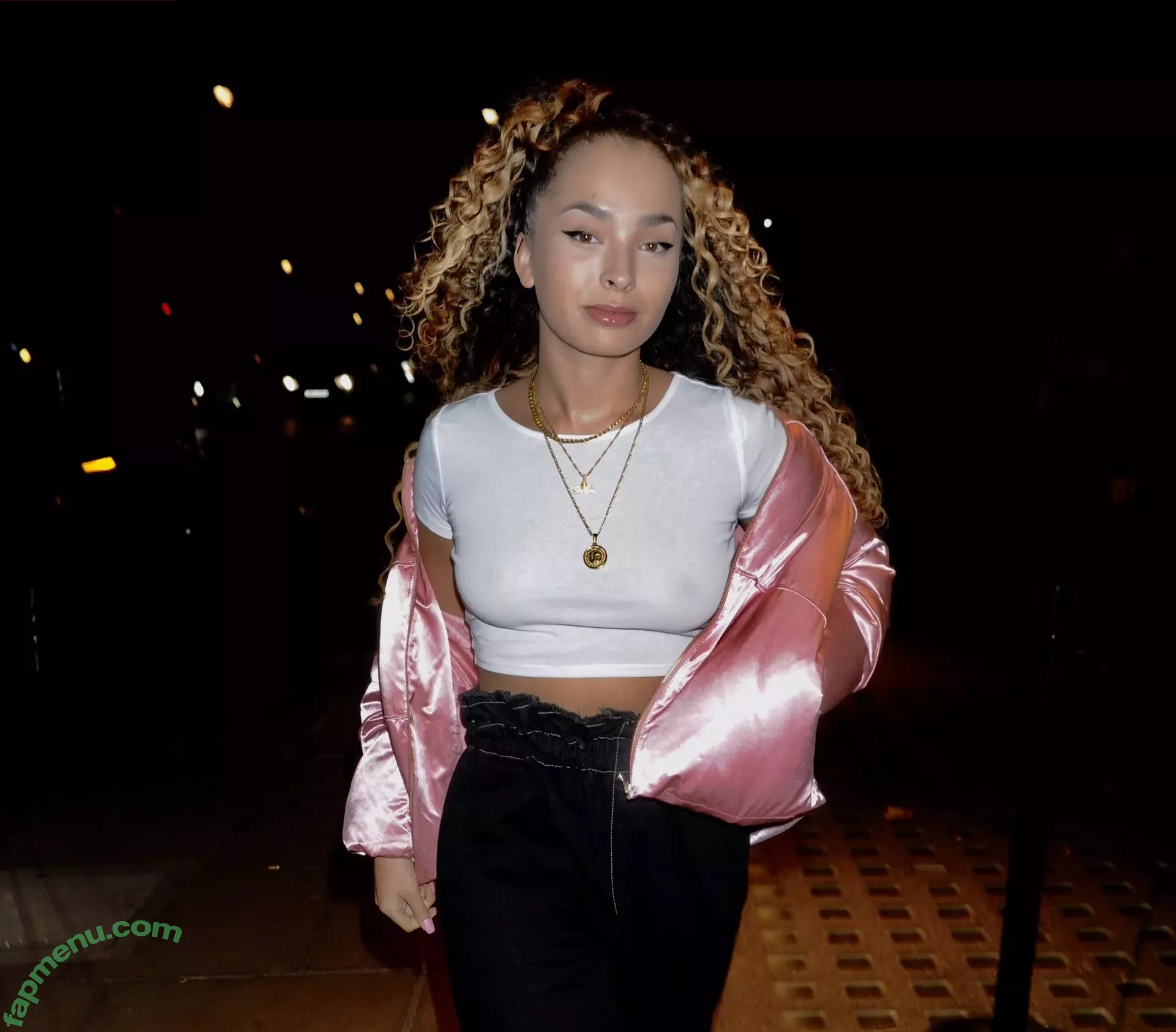 Ella Eyre nude photo #0003 (ellaeyre)